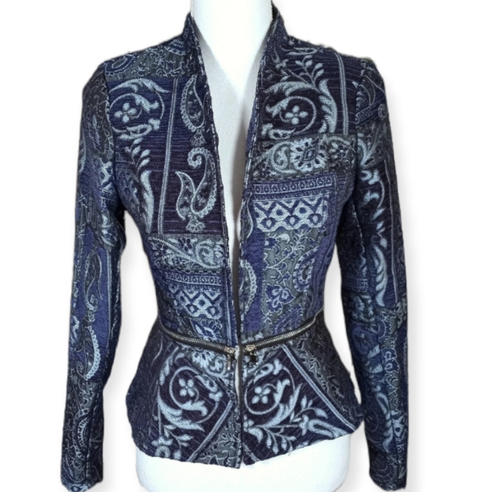 VENUS BLUE PAISLY EMBROIDERED BLAZER SZ.2 EUC